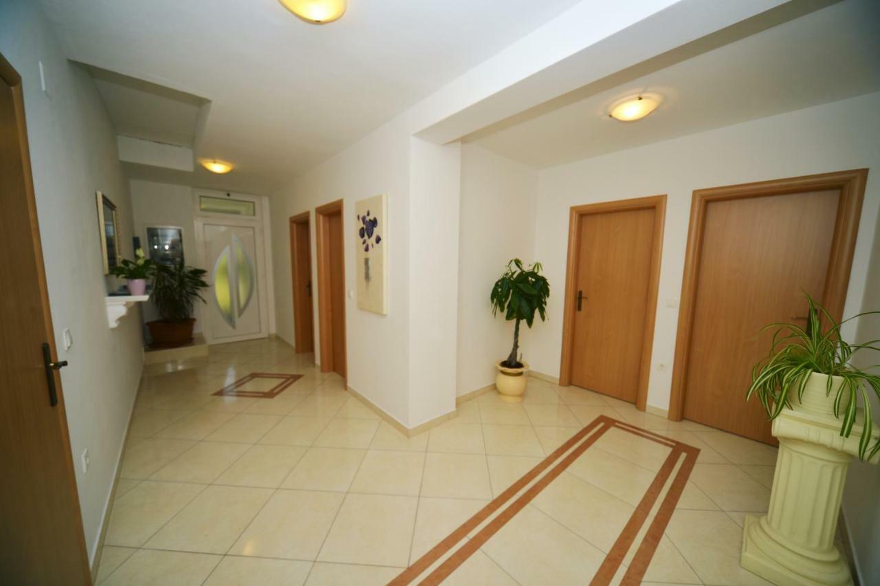 Apartments Mrkonja Matulji Exterior photo